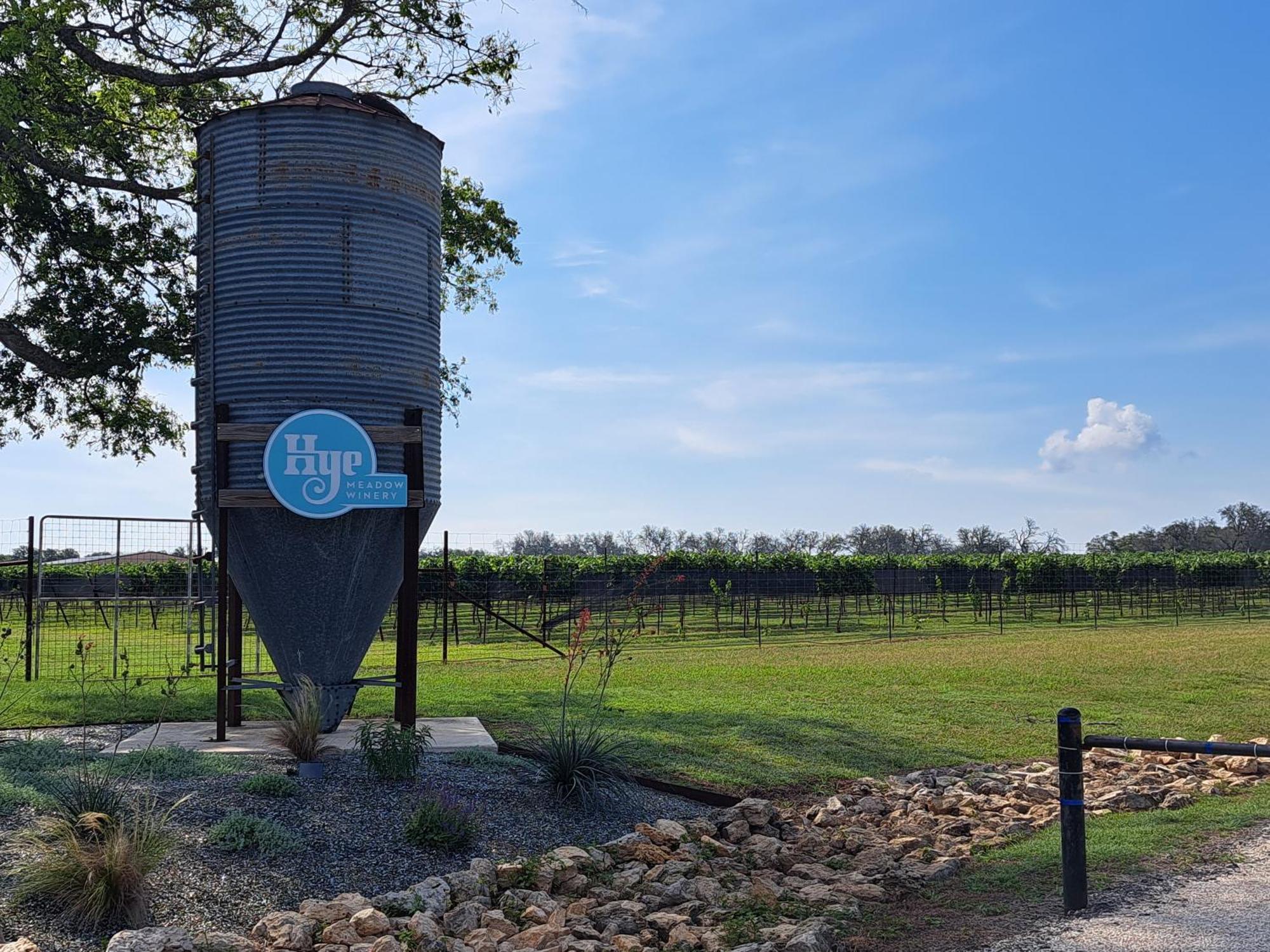 فيلا The Container Retreat @ 290 Wine Trail #1 Escape To Hye, Tx المظهر الخارجي الصورة